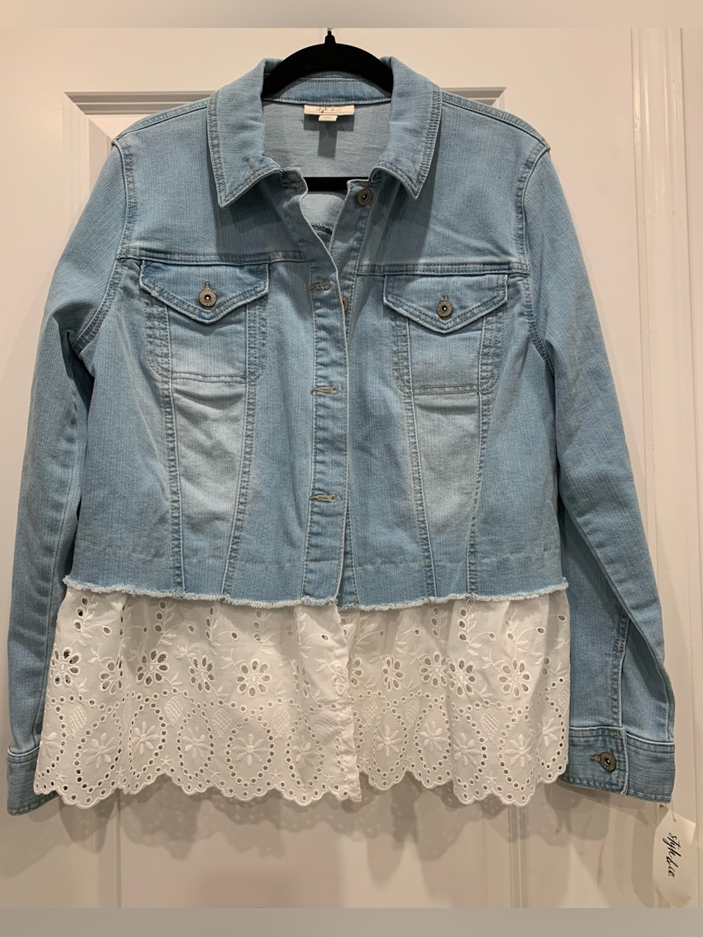 NWT STYLE & CO Light Blue Denim Jacket with White Eyelet Hem - Women